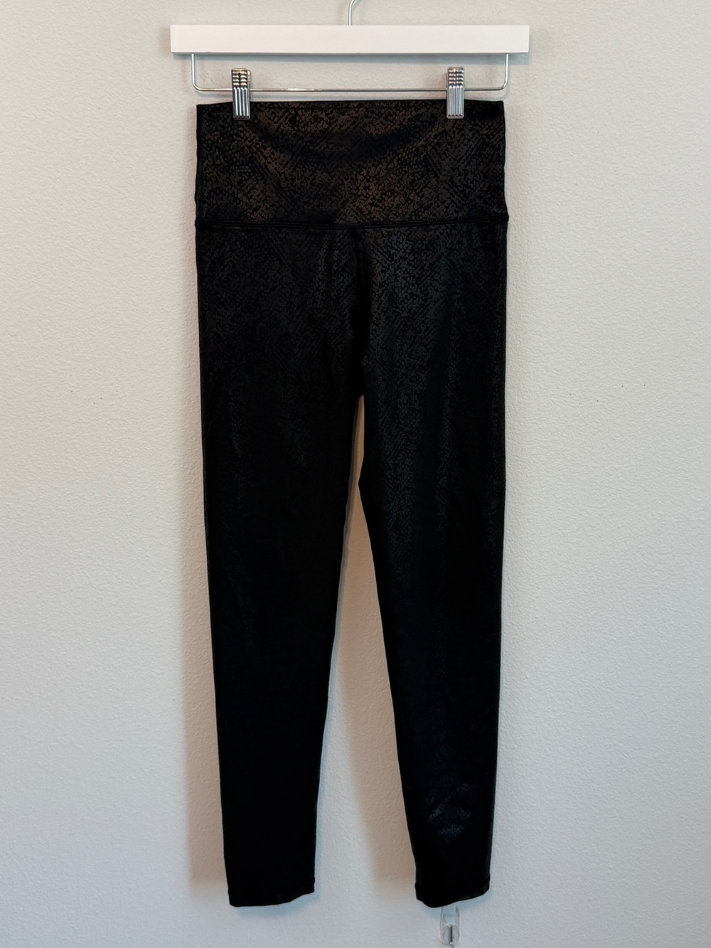 aerie Black Faux-Snake High-Waist Leggings